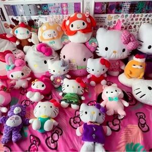 Hello Kitty Plush Collection - Pink, White, Red, Purple